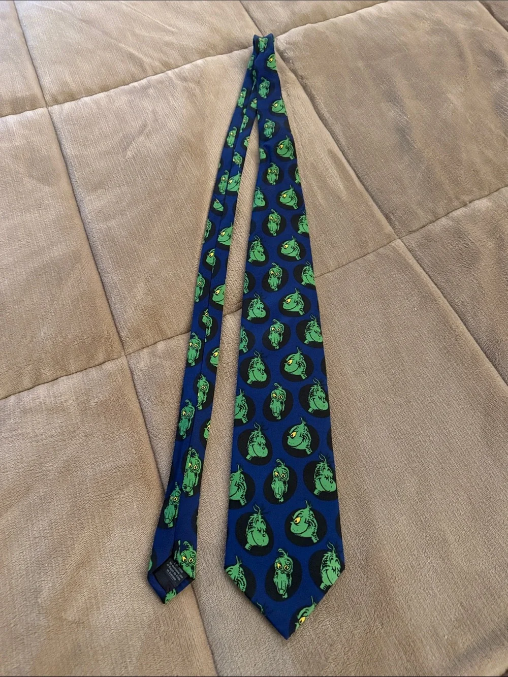 Dr. Seuss Blue Tie with Green Grinch Faces